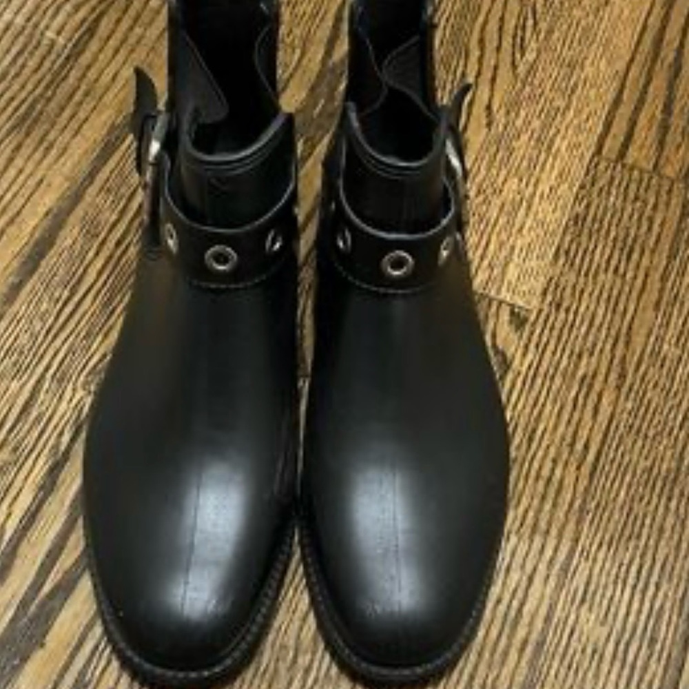 Matte Black Moto Chelsea Rain Boots ⛓️ Grommet Buckle Ankle Booties Size 8